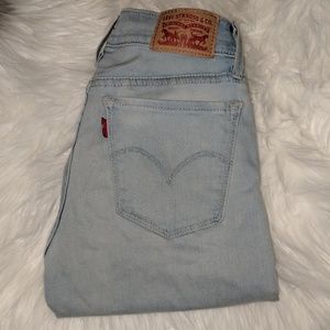 Levi's 710 super skinnies in light wash